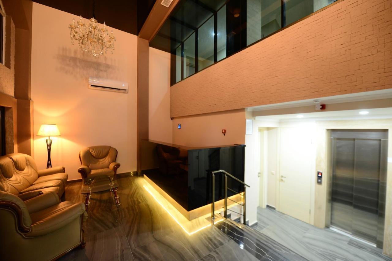 Aristocrat Hotel