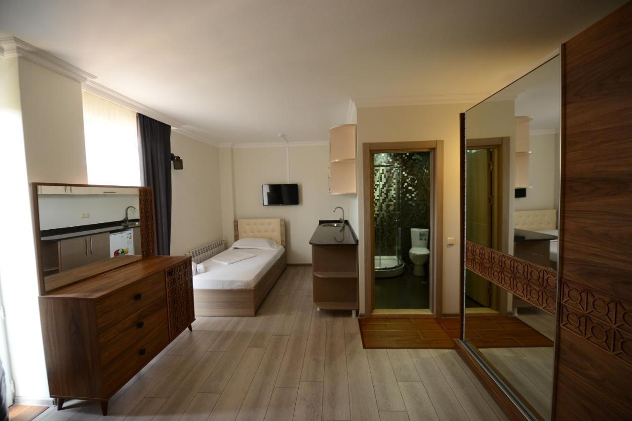 Hotel Aristocrat Batumi